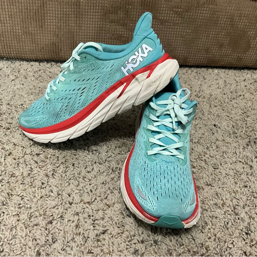Hoka Women's Teal and Red Athletic Shoes 9B - Picture 3 of 13